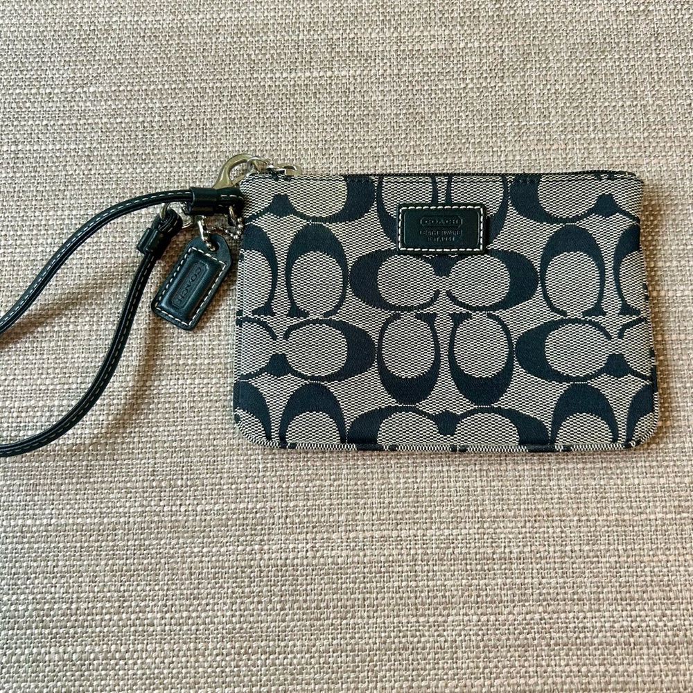 Coach Black and gray Signature Wristlet